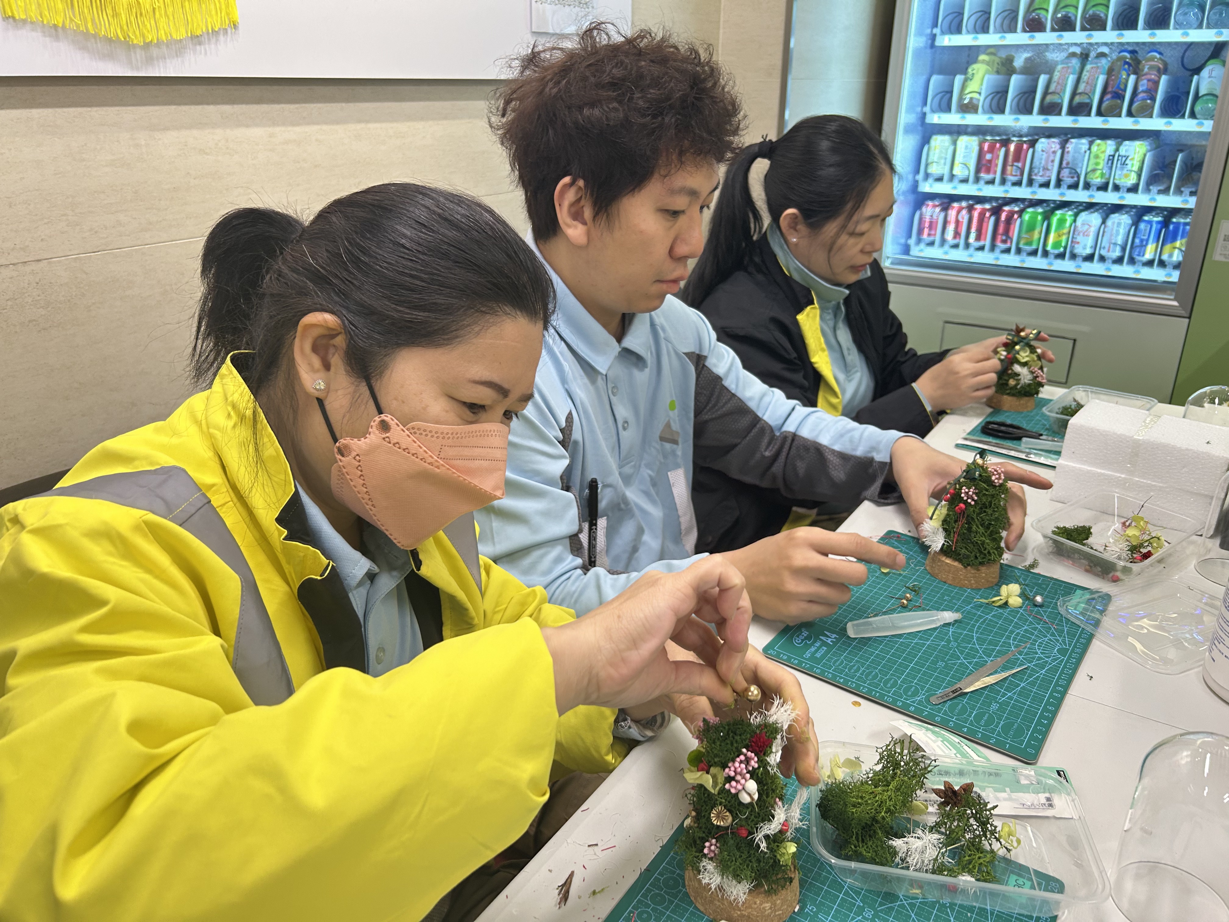 Mini Christmas Tree Making Workshop